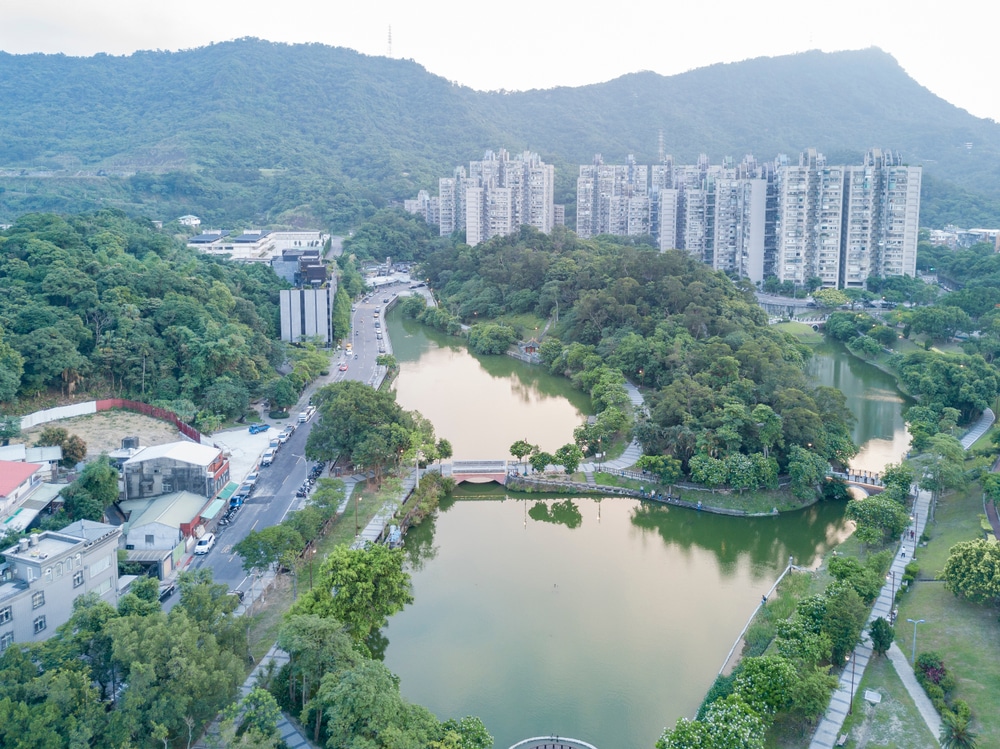 南港三鐵共構，也有雙捷運交會