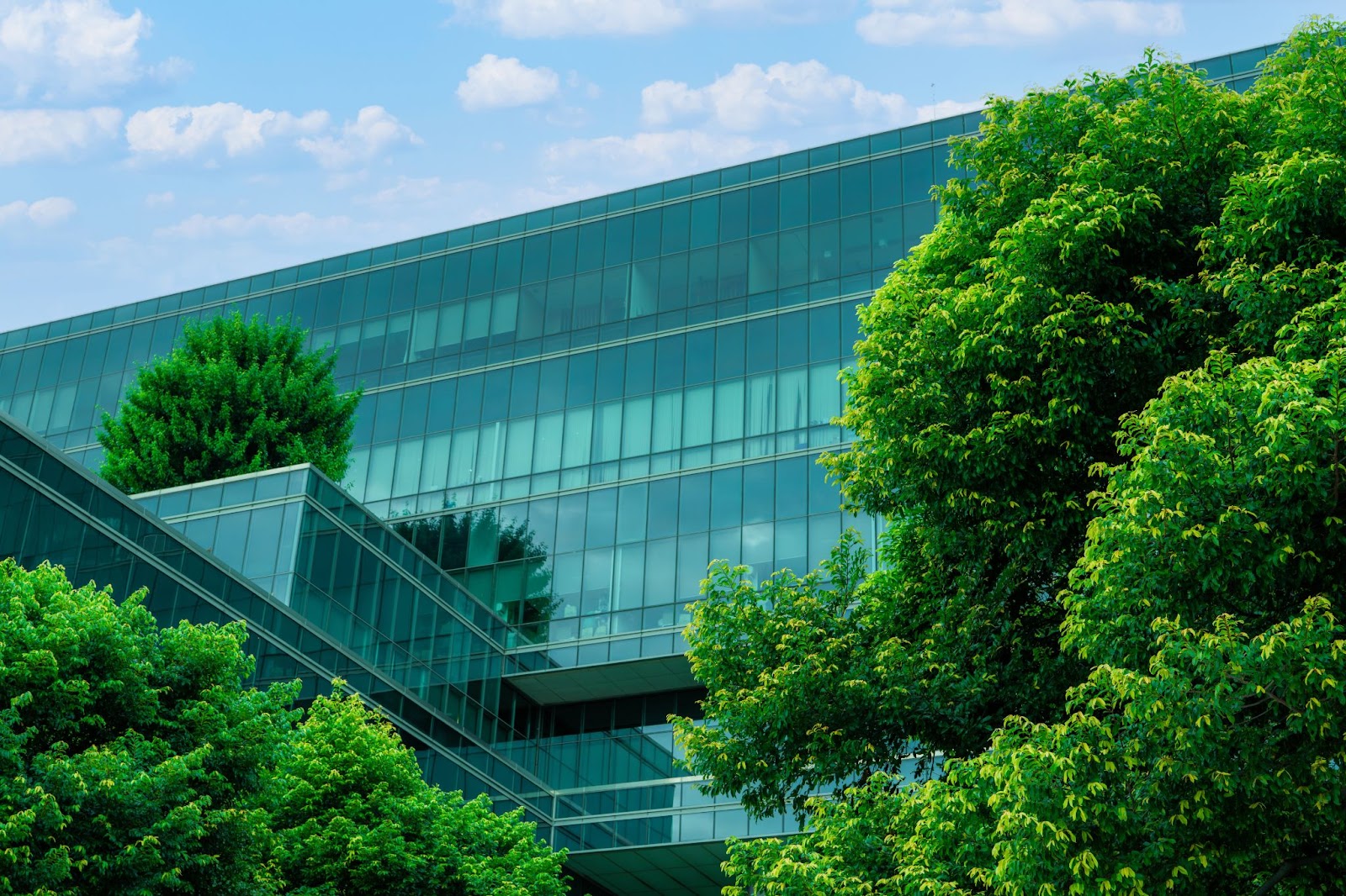 綠建築也能成為提升企業形象的一環